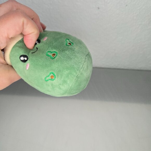Kawaii Boba / Bubble Milk Tea Matcha Green Plushie Keyring - Picture 5 of 7